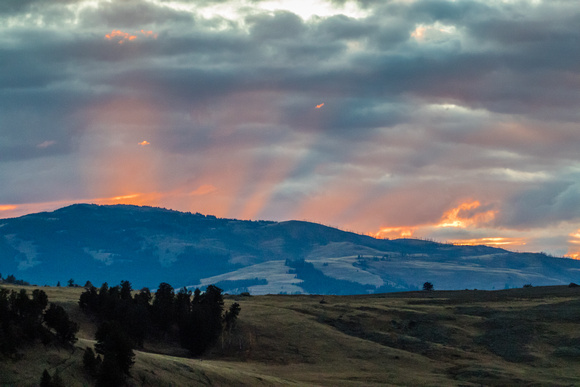 Rays over Lamar Valley